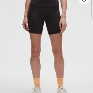 Wunder train high rise shorts 6”